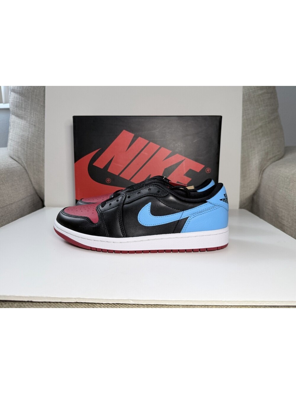 Nike Air Jordan 1 Retro Low OG CZ0775-046 Womens 8.5 Sneaker NC To Chi Shoes